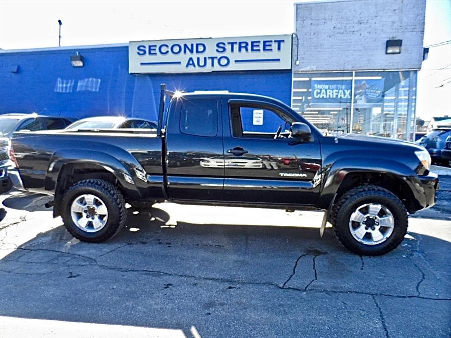 2009 Toyota Tacoma ACCESS CAB 4X4, available for sale in Manchester, New Hampshire | Second Street Auto Sales Inc. Manchester, New Hampshire