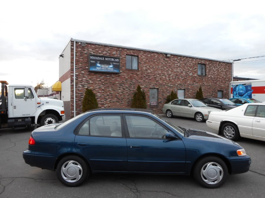 1998 Toyota Corolla 4dr Sdn LE Auto, available for sale in Newington, Connecticut | Wholesale Motorcars LLC. Newington, Connecticut