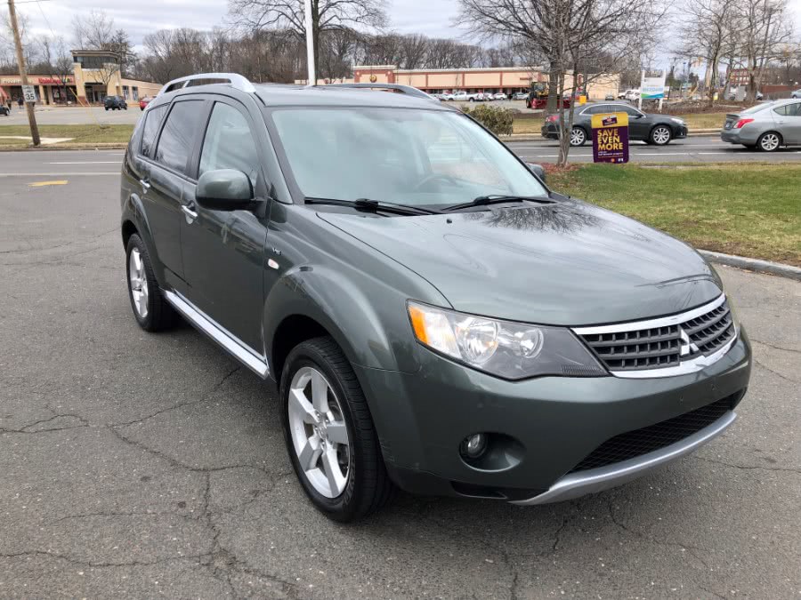 2009 Mitsubishi Outlander 4WD 4dr XLS, available for sale in Hartford , Connecticut | Ledyard Auto Sale LLC. Hartford , Connecticut