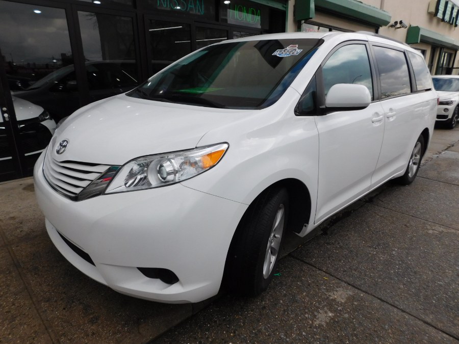 2016 Toyota Sienna 5dr 8-Pass Van LE FWD (Natl), available for sale in Woodside, New York | Pepmore Auto Sales Inc.. Woodside, New York