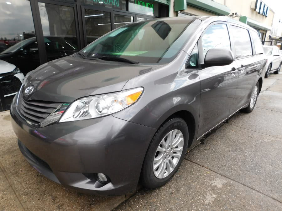 2016 Toyota Sienna 5dr 8-Pass Van XLE Premium  FWD (Natl), available for sale in Woodside, New York | Pepmore Auto Sales Inc.. Woodside, New York