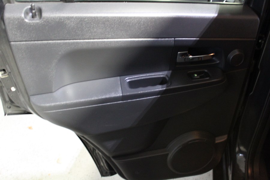 2011 Jeep Liberty 4WD 4dr Sport, available for sale in Deer Park, New York | Car Tec Enterprise Leasing & Sales LLC. Deer Park, New York 2011 Jeep Liberty 4WD 4dr Sport, available for sale in Deer Park, New York | Car Tec Enterprise Leasing & Sales LLC. Deer Park, New York