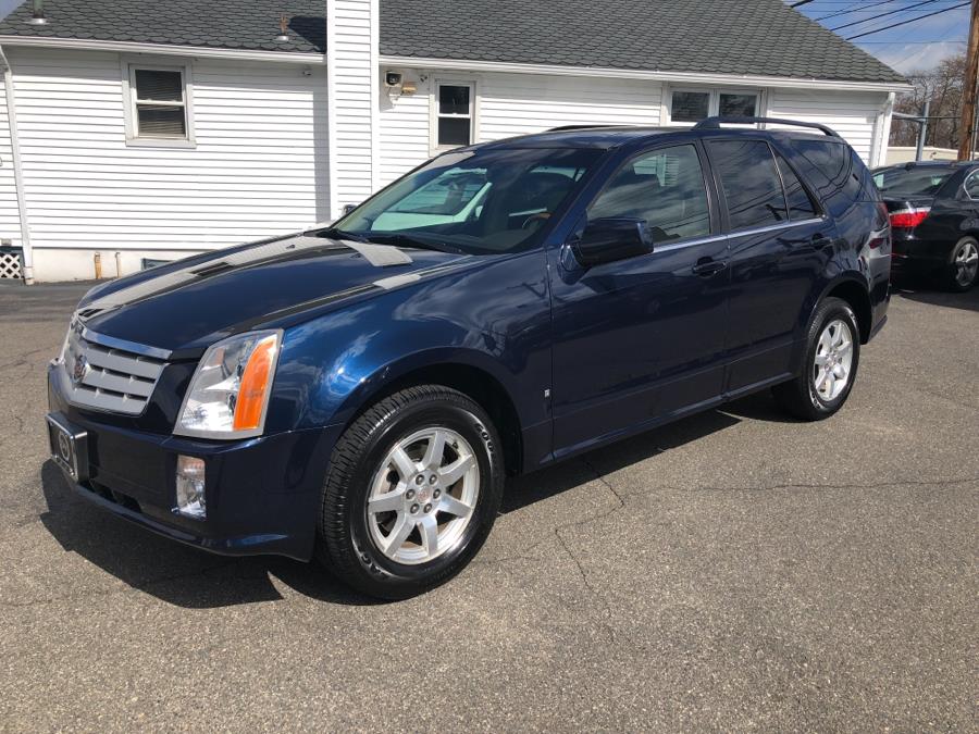 2007 Cadillac SRX 4dr V6, available for sale in Milford, Connecticut | Chip's Auto Sales Inc. Milford, Connecticut