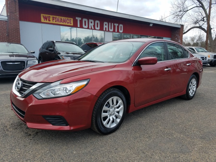 2016 Nissan Altima 4dr Sdn I4 2.5 SV, available for sale in East Windsor, Connecticut | Toro Auto. East Windsor, Connecticut