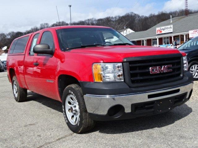 2011 GMC Sierra 1500 2WD Ext Cab 143.5" Work Truck, available for sale in Old Saybrook, Connecticut | Saybrook Auto Barn. Old Saybrook, Connecticut