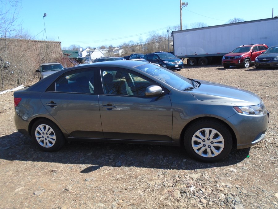 2013 Kia Forte 4dr Sdn Auto EX, available for sale in Milford, Connecticut | Dealertown Auto Wholesalers. Milford, Connecticut