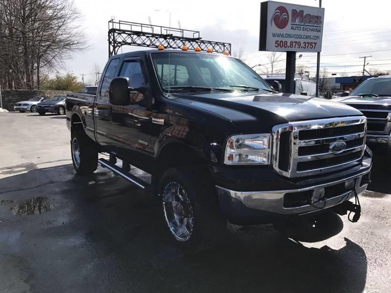 2005 Ford F-350 Super Duty XLT 4dr SuperCab 4WD SB, available for sale in Framingham, Massachusetts | Mass Auto Exchange. Framingham, Massachusetts