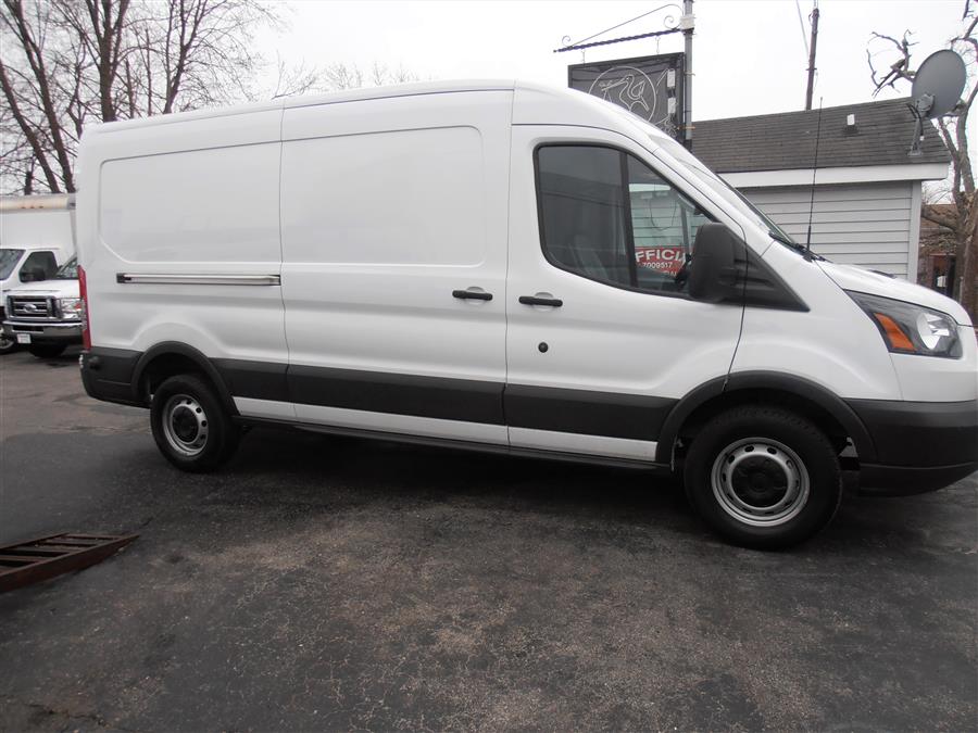 2017 Ford Transit Van 250 EXTENDED MEDIUM ROOF, available for sale in COPIAGUE, New York | Warwick Auto Sales Inc. COPIAGUE, New York