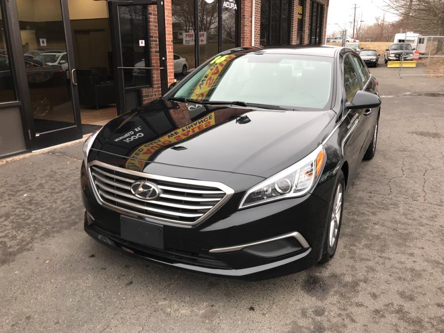 2016 Hyundai Sonata 4dr Sdn 2.4L SE, available for sale in Middletown, Connecticut | Newfield Auto Sales. Middletown, Connecticut