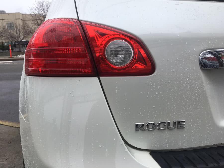 The 2013 Nissan Rogue S