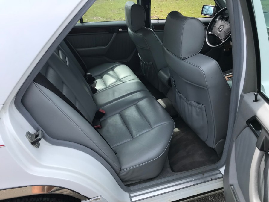 1990 Mercedes-Benz 300 Series 4dr Sedan 300E Auto, available for sale in Lyndhurst, New Jersey | Cars With Deals. Lyndhurst, New Jersey 1990 Mercedes-Benz 300 Series 4dr Sedan 300E Auto, available for sale in Lyndhurst, New Jersey | Cars With Deals. Lyndhurst, New Jersey