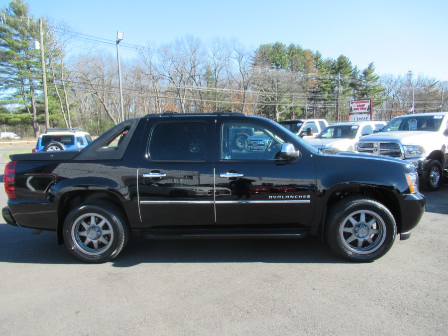2009 Chevrolet Avalanche 4WD Crew Cab 130" LTZ, available for sale in South Windsor, Connecticut | Mike And Tony Auto Sales, Inc. South Windsor, Connecticut 2009 Chevrolet Avalanche 4WD Crew Cab 130" LTZ, available for sale in South Windsor, Connecticut | Mike And Tony Auto Sales, Inc. South Windsor, Connecticut