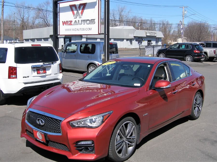 2014 Infiniti Q50 4dr Sdn Hybrid Premium AWD, available for sale in Stratford, Connecticut | Wiz Leasing Inc. Stratford, Connecticut