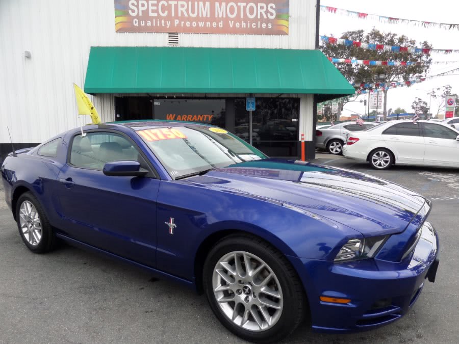 2013 Ford Mustang 2dr Cpe V6 Premium, available for sale in Corona, California | Spectrum Motors. Corona, California