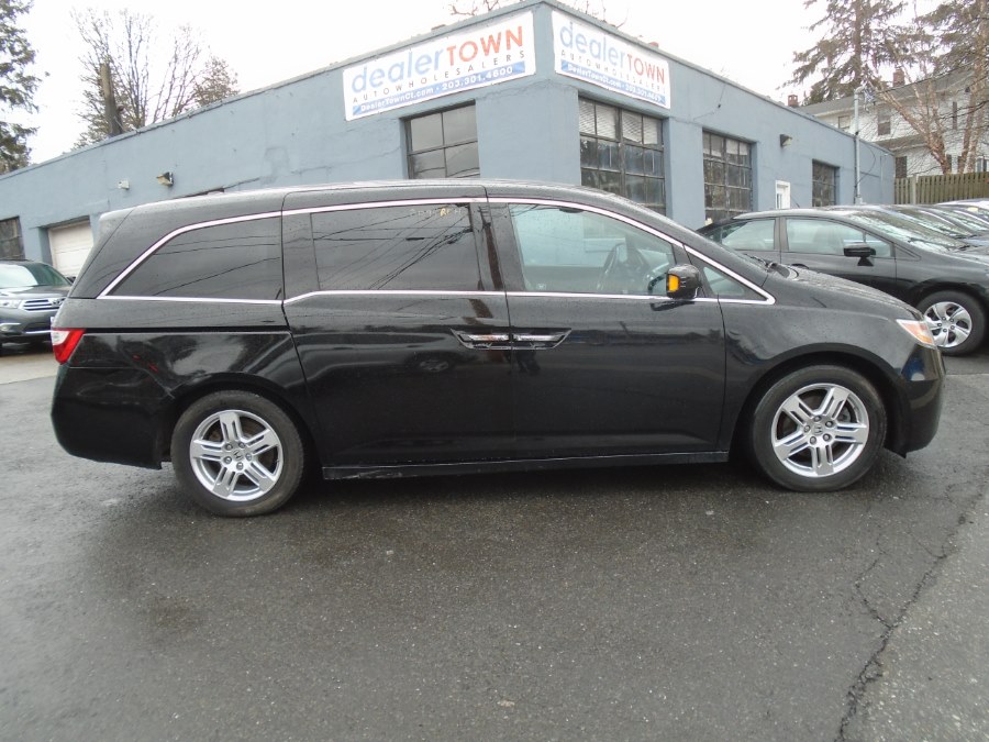 2012 Honda Odyssey 5dr Touring, available for sale in Milford, Connecticut | Dealertown Auto Wholesalers. Milford, Connecticut