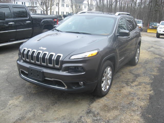 2015 Jeep Cherokee 4WD 4dr Limited, available for sale in Ridgefield, Connecticut | Marty Motors Inc. Ridgefield, Connecticut
