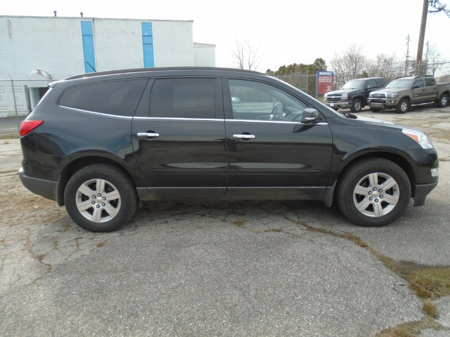 2012 Chevrolet Traverse AWD 4dr LT w/1LT, available for sale in Milford, Connecticut | Dealertown Auto Wholesalers. Milford, Connecticut