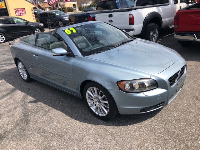 2007 Volvo C70 2dr Conv AT, available for sale in Huntington Station, New York | Huntington Auto Mall. Huntington Station, New York