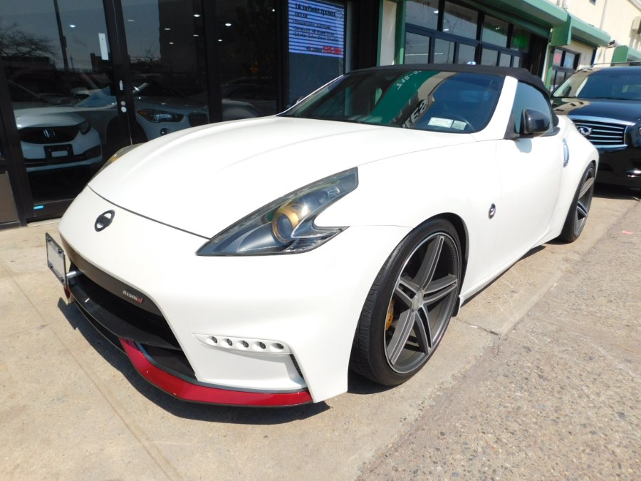 2010 Nissan 370Z 2dr Roadster Manual Touring, available for sale in Woodside, New York | Pepmore Auto Sales Inc.. Woodside, New York