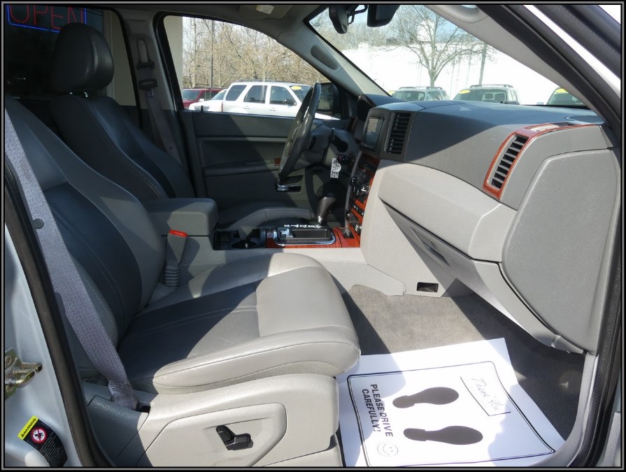 2005 Jeep Grand Cherokee 4dr Limited 4WD, available for sale in Huntington Station, New York | My Auto Inc.. Huntington Station, New York 2005 Jeep Grand Cherokee 4dr Limited 4WD, available for sale in Huntington Station, New York | My Auto Inc.. Huntington Station, New York