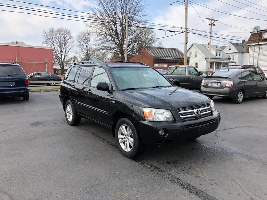 2007 Toyota Highlander Hybrid 4WD 4dr Limited w/3rd Row, available for sale in West Haven, Connecticut | Uzun Auto. West Haven, Connecticut