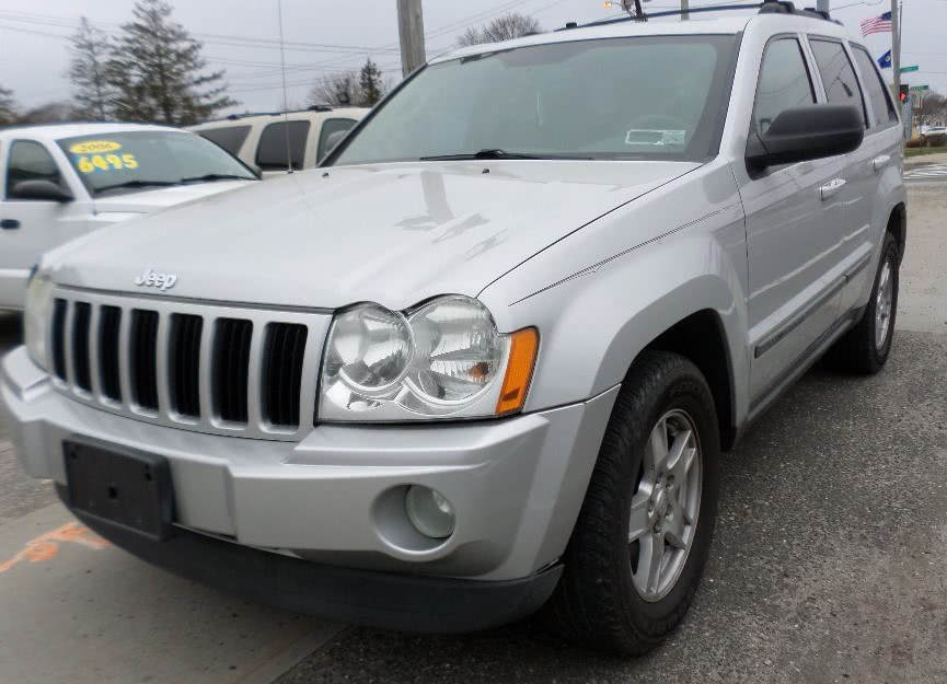 2007 Jeep Grand Cherokee 4WD 4dr Laredo, available for sale in Patchogue, New York | Romaxx Truxx. Patchogue, New York