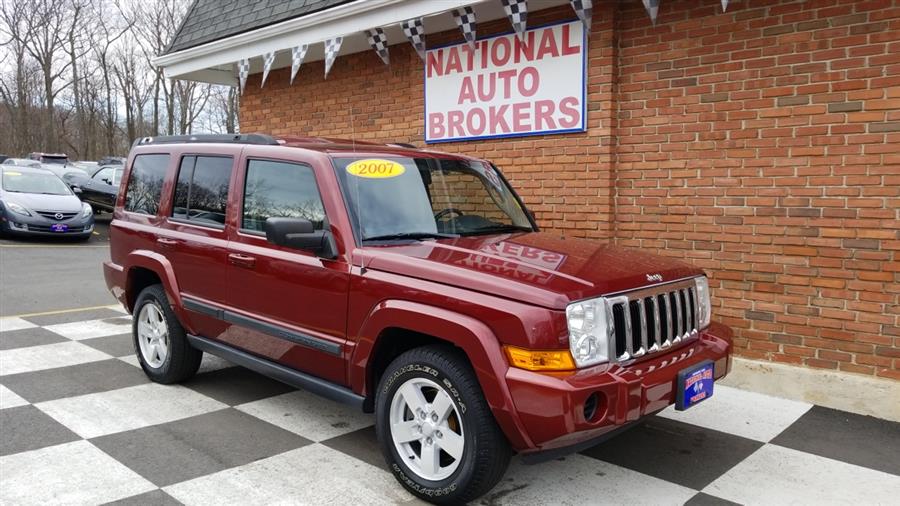 2007 Jeep Commander 4WD 4dr Sport, available for sale in Waterbury, Connecticut | National Auto Brokers, Inc.. Waterbury, Connecticut