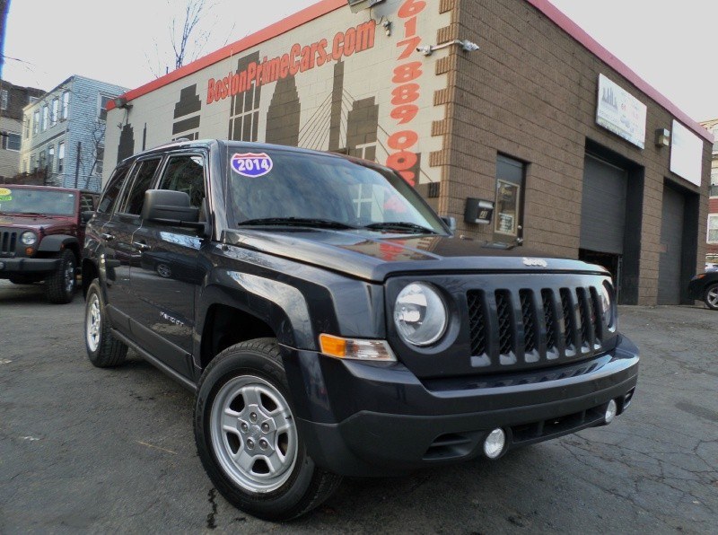 Used Jeep Patriot 4WD 2014 | Boston Prime Cars Inc. Chelsea, Massachusetts