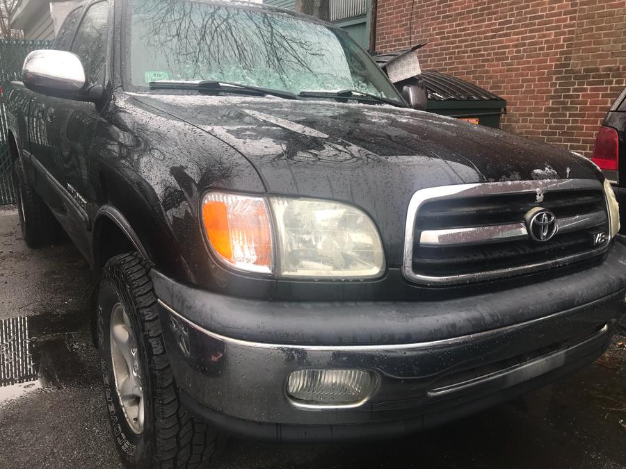 2002 Toyota Tundra Access Cab V8 Auto SR5 4WD, available for sale in Worcester, Massachusetts | Sophia's Auto Sales Inc. Worcester, Massachusetts