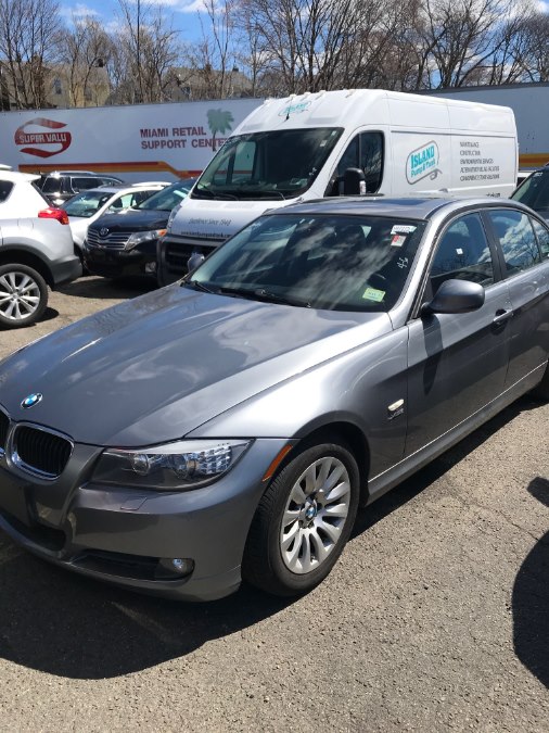 2009 BMW 3 Series 4dr Sdn 328i xDrive AWD SULEV, available for sale in Stratford, Connecticut | Wiz Leasing Inc. Stratford, Connecticut