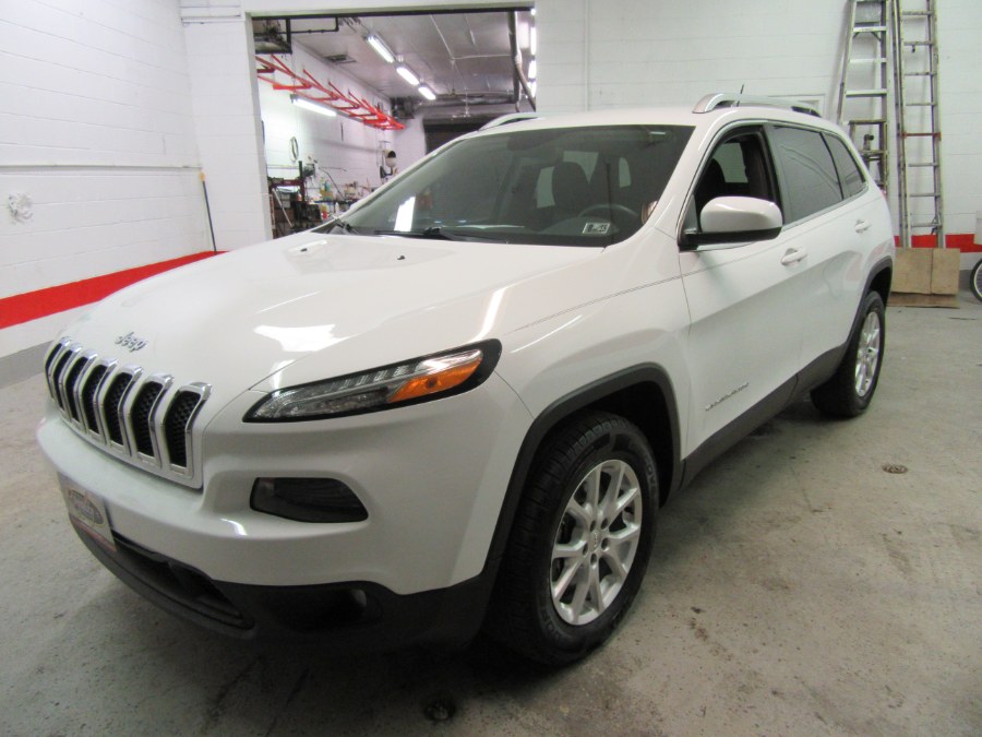 2014 Jeep Cherokee 4WD 4dr Latitude, available for sale in Little Ferry, New Jersey | Royalty Auto Sales. Little Ferry, New Jersey
