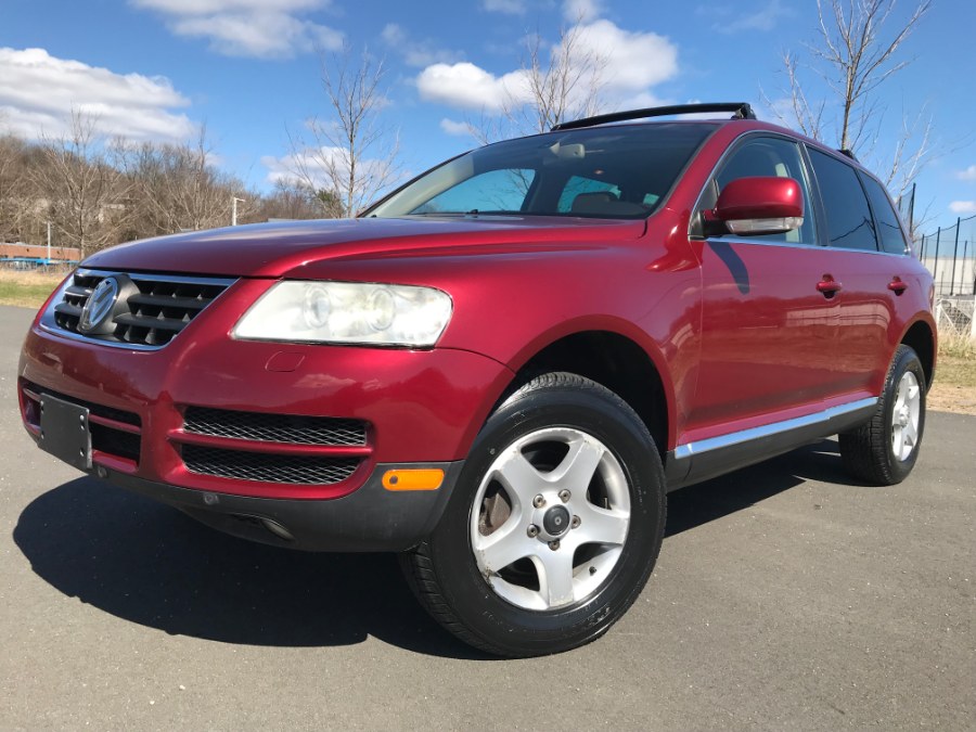 2006 Volkswagen Touareg 4dr 3.2L V6 *Ltd Avail*, available for sale in Waterbury, Connecticut | Platinum Auto Care. Waterbury, Connecticut