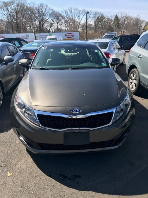2012 Kia Optima 4dr Sdn 2.4L Auto EX, available for sale in Stratford, Connecticut | Wiz Leasing Inc. Stratford, Connecticut