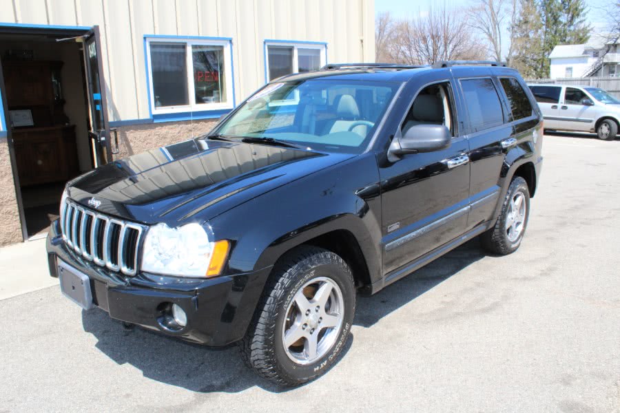 2007 Jeep Grand Cherokee 4WD 4dr Laredo, available for sale in East Windsor, Connecticut | Century Auto And Truck. East Windsor, Connecticut