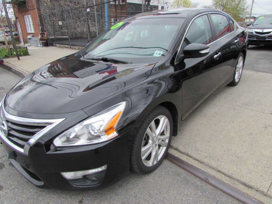 2015 Nissan Altima 4dr Sdn V6 3.5 SL *Ltd Avail*, available for sale in Bronx, New York | Car Factory Expo Inc.. Bronx, New York