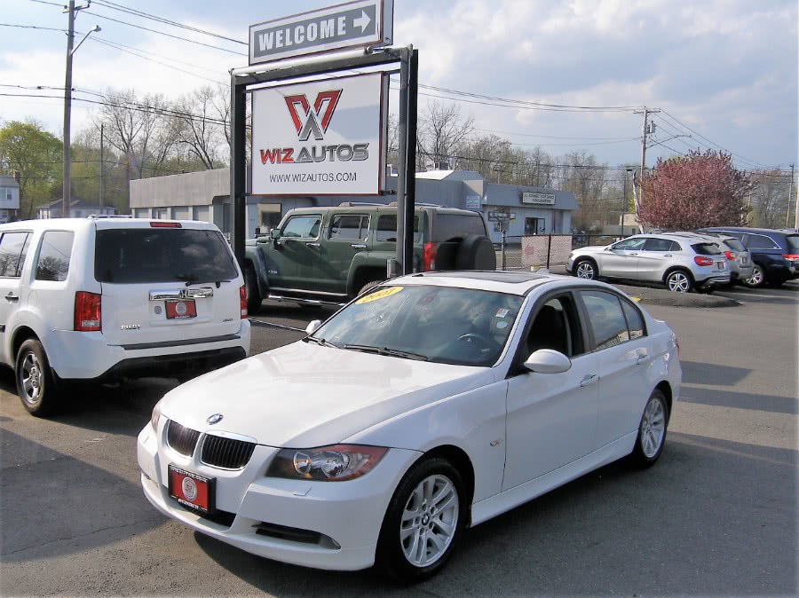 2007 BMW 3 Series 4dr Sdn 328xi AWD SULEV, available for sale in Stratford, Connecticut | Wiz Leasing Inc. Stratford, Connecticut