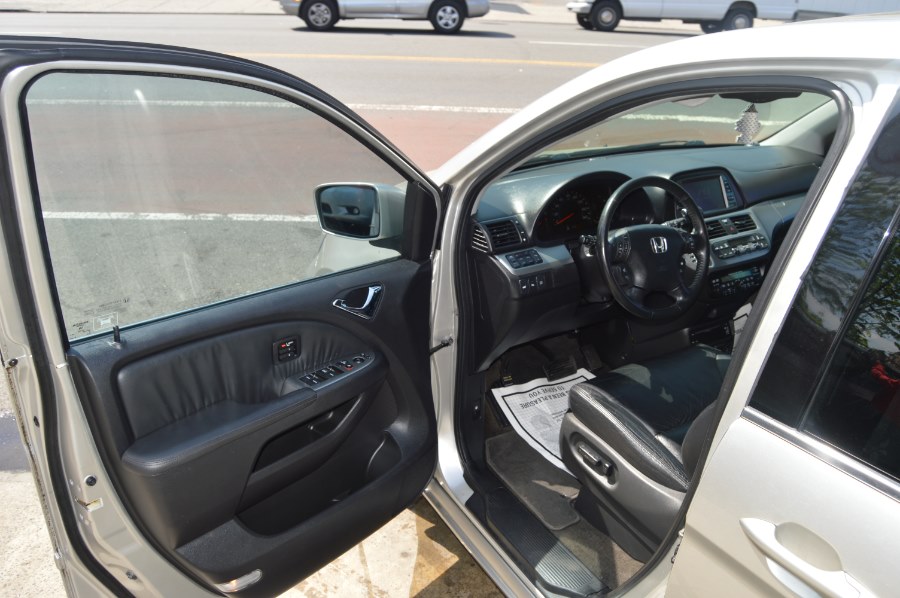 2008 Honda Odyssey 5dr Touring, available for sale in Bronx, New York | Luxury Auto Group. Bronx, New York 2008 Honda Odyssey 5dr Touring, available for sale in Bronx, New York | Luxury Auto Group. Bronx, New York