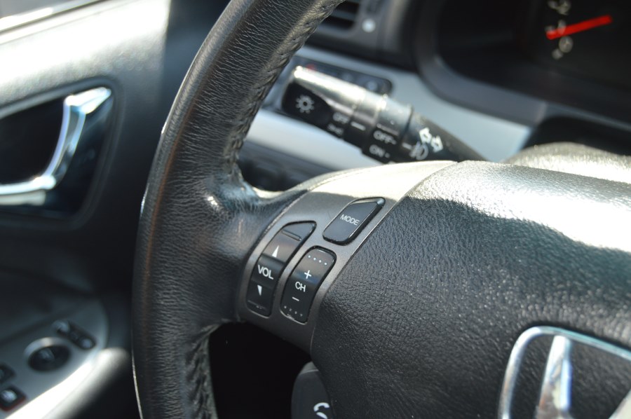 2008 Honda Odyssey 5dr Touring, available for sale in Bronx, New York | Luxury Auto Group. Bronx, New York 2008 Honda Odyssey 5dr Touring, available for sale in Bronx, New York | Luxury Auto Group. Bronx, New York