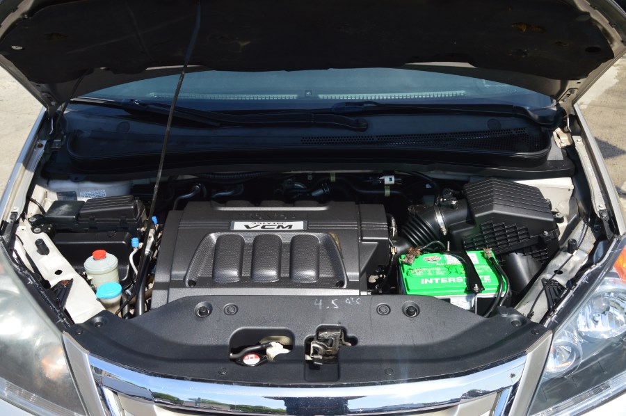 2008 Honda Odyssey 5dr Touring, available for sale in Bronx, New York | Luxury Auto Group. Bronx, New York 2008 Honda Odyssey 5dr Touring, available for sale in Bronx, New York | Luxury Auto Group. Bronx, New York