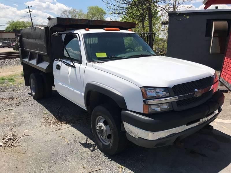 2004 Chevrolet Silverado 2500 Work Truck 2dr Standard Cab Rwd LB, available for sale in Framingham, Massachusetts | Mass Auto Exchange. Framingham, Massachusetts