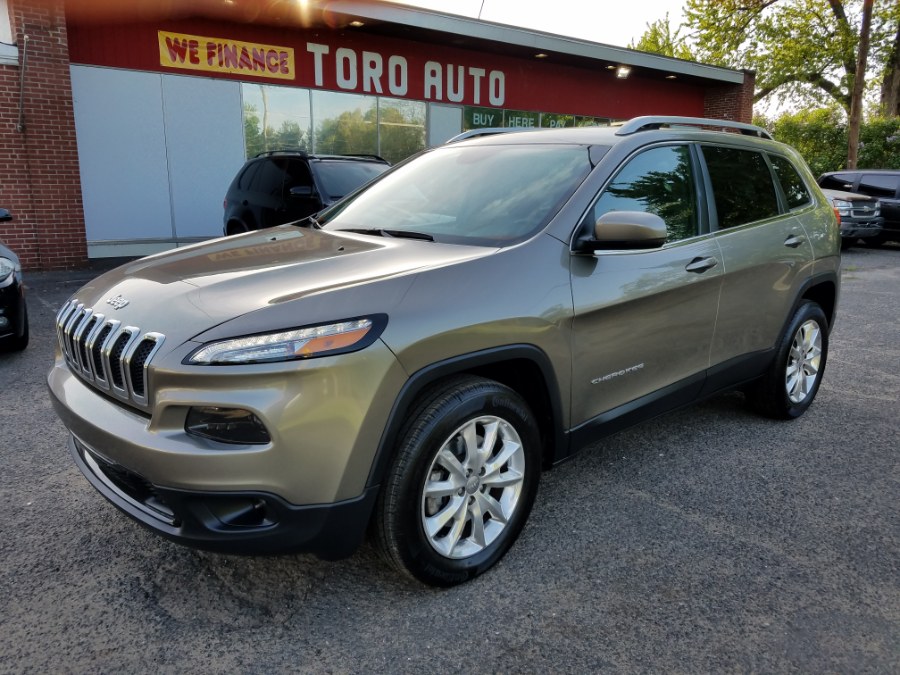 2016 Jeep Cherokee 4WD 4dr Limited Navi Leather Panoramic Roof, available for sale in East Windsor, Connecticut | Toro Auto. East Windsor, Connecticut