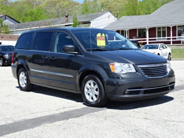 2012 Chrysler Town & Country 4dr Wgn Touring, available for sale in Old Saybrook, Connecticut | Saybrook Auto Barn. Old Saybrook, Connecticut