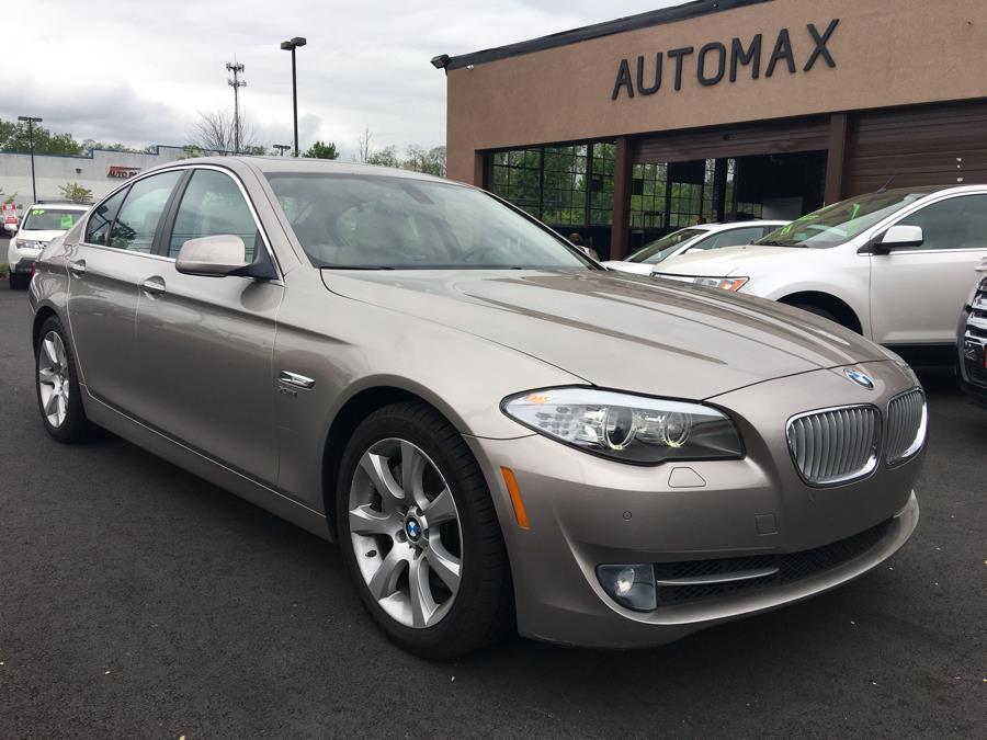 2011 BMW 5 Series 4dr Sdn 550i xDrive AWD, available for sale in West Hartford, Connecticut | AutoMax. West Hartford, Connecticut