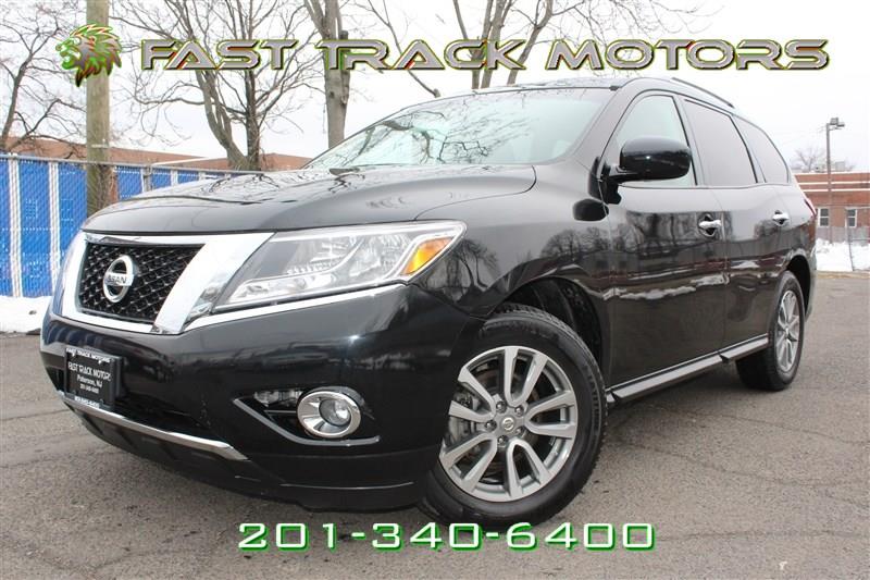 2016 Nissan Pathfinder SV, available for sale in Paterson, New Jersey | Fast Track Motors. Paterson, New Jersey