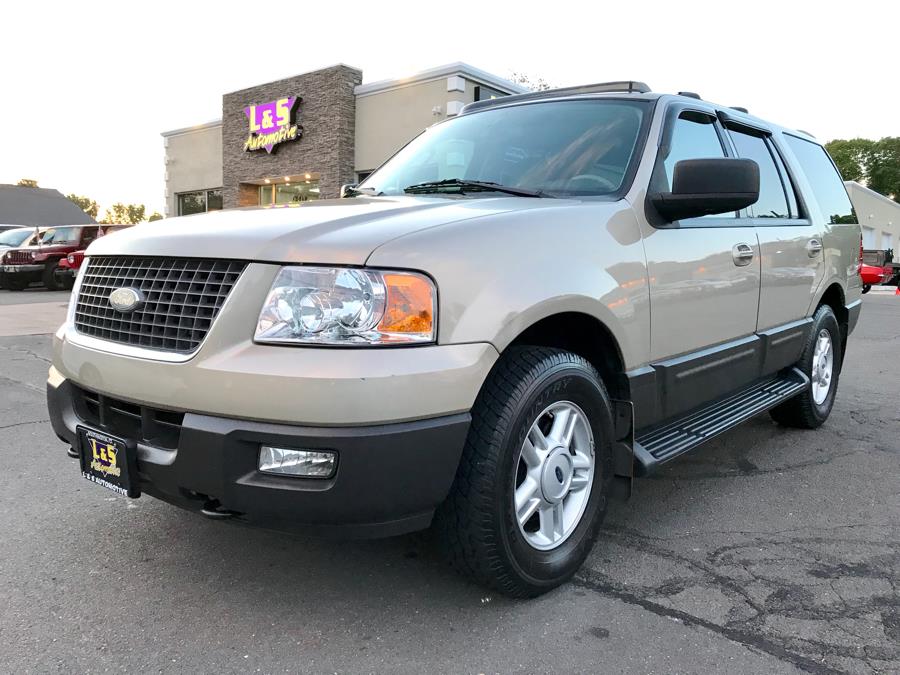 2004 Ford Expedition 5.4L XLT 4WD, available for sale in Plantsville, Connecticut | L&S Automotive LLC. Plantsville, Connecticut