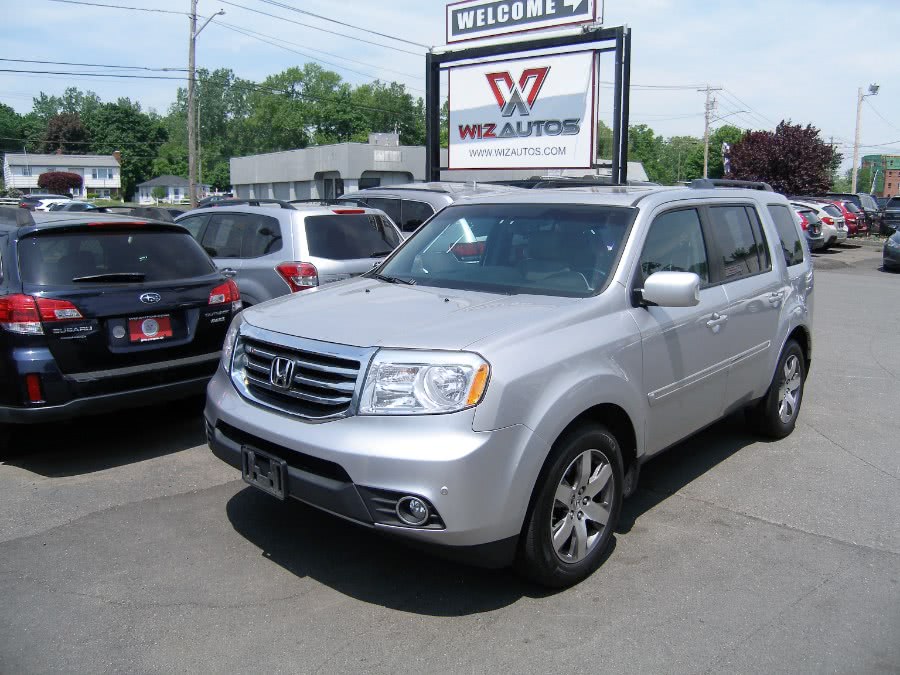 2014 Honda Pilot 4WD 4dr Touring w/RES & Navi, available for sale in Stratford, Connecticut | Wiz Leasing Inc. Stratford, Connecticut