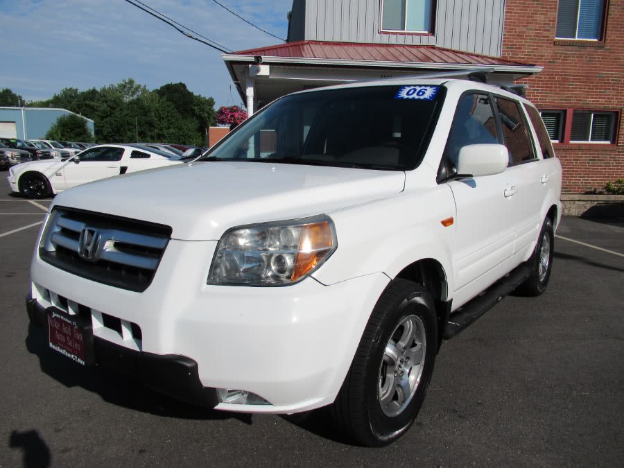 2006 Honda Pilot 4WD EX-L AT with RES, available for sale in South Windsor, Connecticut | Mike And Tony Auto Sales, Inc. South Windsor, Connecticut