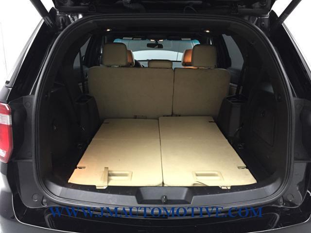 2016 Ford Explorer 4WD 4dr XLT, available for sale in Naugatuck, Connecticut | J&M Automotive Sls&Svc LLC. Naugatuck, Connecticut 2016 Ford Explorer 4WD 4dr XLT, available for sale in Naugatuck, Connecticut | J&M Automotive Sls&Svc LLC. Naugatuck, Connecticut