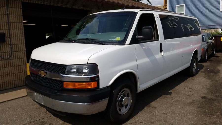 2014 Chevrolet Express Passenger RWD 3500 155" LT w/1LT, available for sale in Stratford, Connecticut | Mike's Motors LLC. Stratford, Connecticut