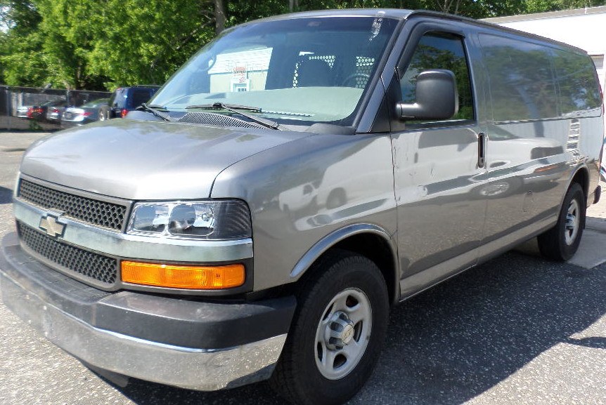 2006 Chevrolet Express Cargo Van 1500 135" WB RWD, available for sale in Patchogue, New York | Romaxx Truxx. Patchogue, New York